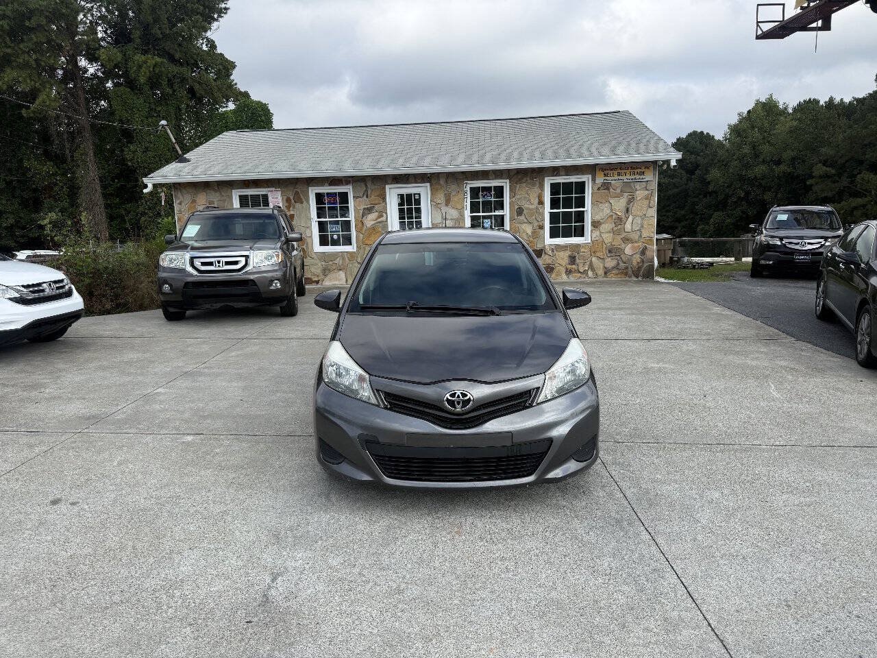 Used 2014 Toyota Yaris LE FWD image 2