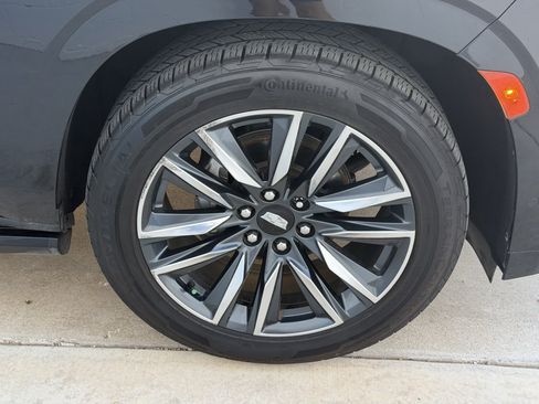 Used 2021 Cadillac Escalade Sport Platinum AWD/4WD image 14