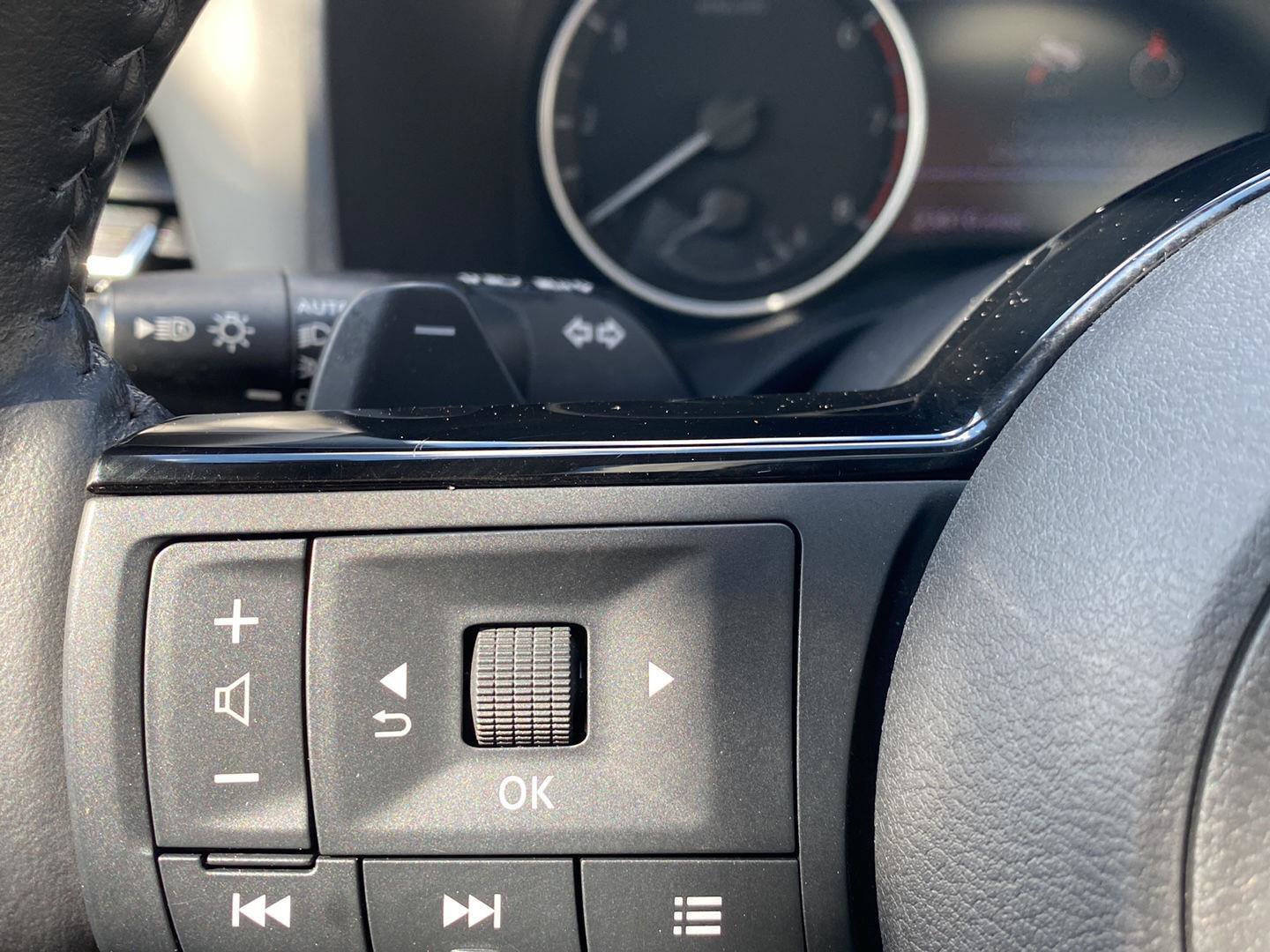 Certified 2023 Nissan Rogue SL AWD/4WD image 39