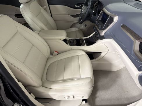 Certified 2023 GMC Acadia Denali w/ Black Diamond Edition image 11