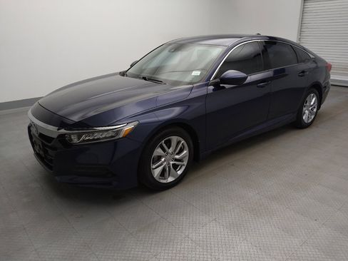 Used 2018 Honda Accord LX image 2