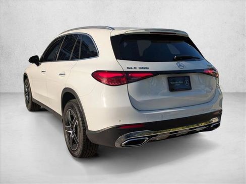 Used 2026 Mercedes-Benz GLC 300 4MATIC image 8