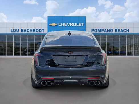 Used 2023 Cadillac CT5 V Blackwing w/ Carbon Fiber Package 2 RWD image 4