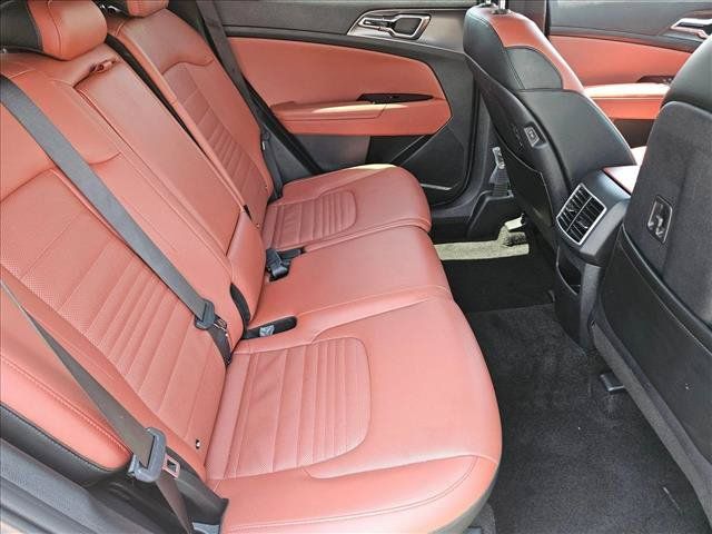 Used 2025 Kia Sportage SX FWD image 21