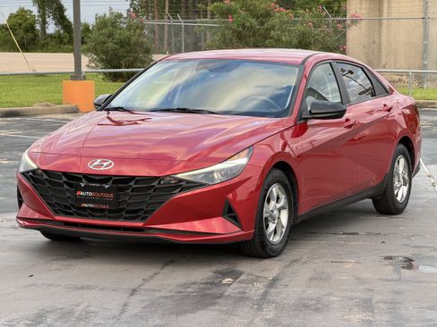 Used 2021 Hyundai Elantra SE FWD image 5