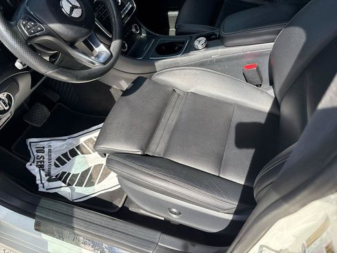 Used 2018 Mercedes-Benz CLA 250 4MATIC image 27