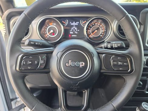 Used 2023 Jeep Wrangler Unlimited Sport AWD/4WD image 16