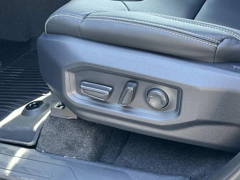 New 2026 Toyota Tundra SR5 AWD/4WD image 22