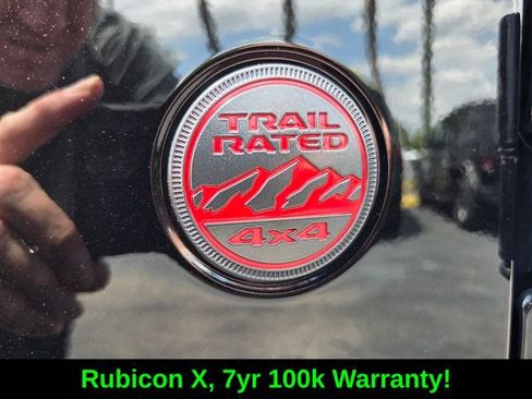 Certified 2025 Jeep Wrangler Unlimited Rubicon AWD/4WD image 12