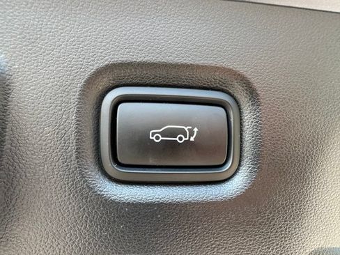 Used 2024 Hyundai Ioniq 5 SEL AWD/4WD image 13