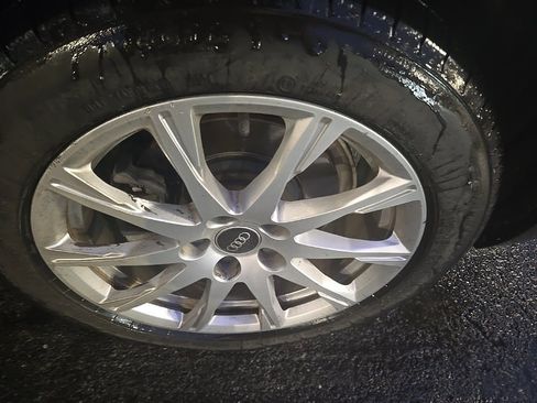 Used 2021 Audi A4 2.0T Premium w/ Convenience Package image 8