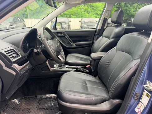 Used 2017 Subaru Forester 2.5i Touring AWD/4WD image 12