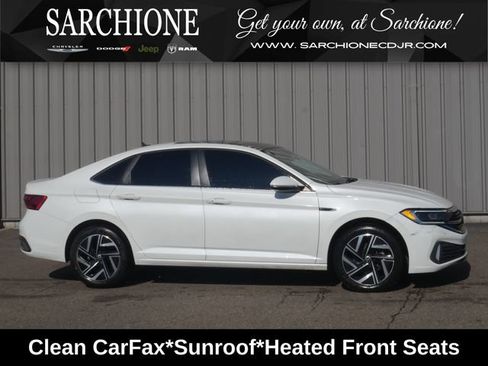 Used 2022 Volkswagen Jetta SEL FWD image 1
