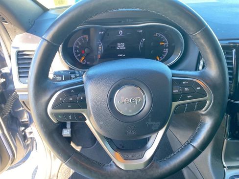 Used 2020 Jeep Grand Cherokee Limited image 10