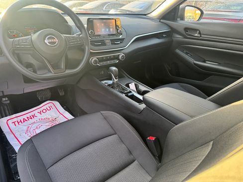 Used 2024 Nissan Altima 2.5 S image 20