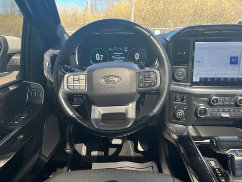 Used 2022 Ford F150 Lariat w/ Equipment Group 502A High image 18