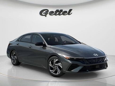 New 2026 Hyundai Elantra SEL Sport image 2