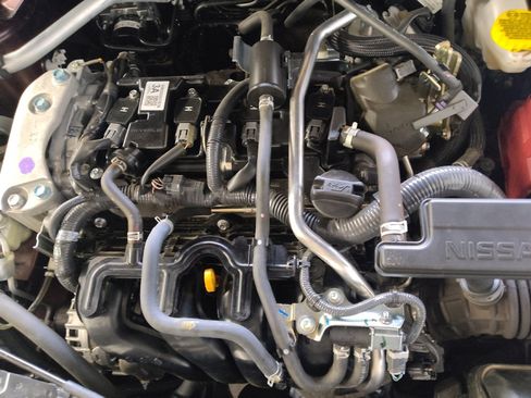 Used 2025 Nissan Sentra SV FWD image 30