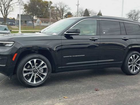 Used 2022 Jeep Grand Cherokee L Overland w/ Advanced Protech Group III image 6