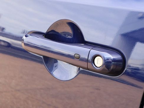 Used 2016 Jeep Renegade Latitude image 20