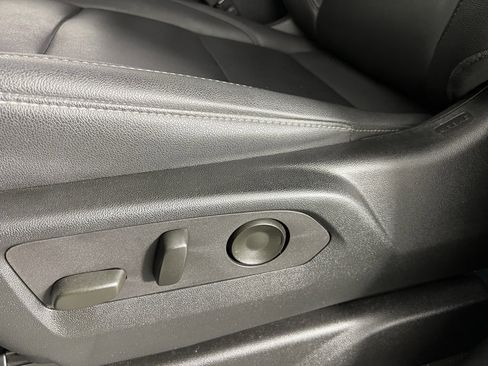 Used 2024 Chevrolet Tahoe Z71 w/ Z71 Off-Road Package image 26