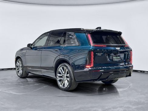 Used 2026 Cadillac Vistiq Platinum w/ LPO, Floor Liner Package AWD/4WD image 2
