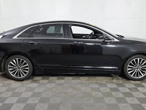 Used 2017 Lincoln MKZ Select image 9