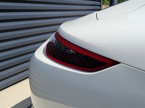 Certified 2018 Porsche 911 Carrera image 16