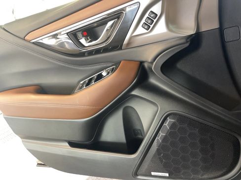 Used 2020 Subaru Outback Touring image 6