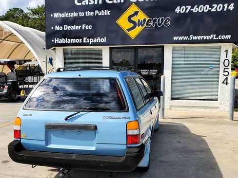 Used 1990 Toyota Corolla Deluxe image 11