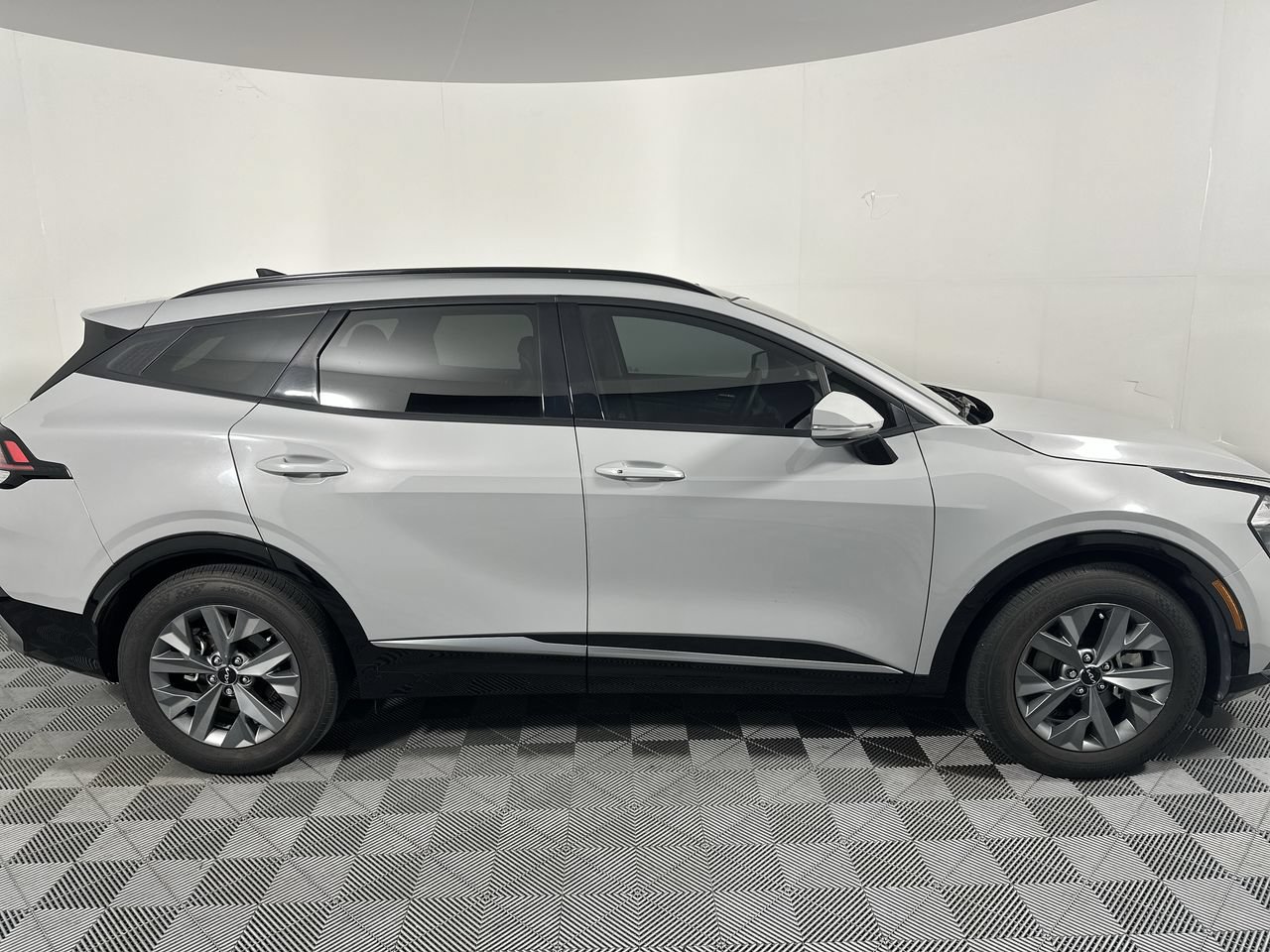 Certified 2023 Kia Sportage SX FWD image 18