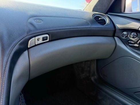 Used 2004 Mercedes-Benz SL 55 AMG image 27