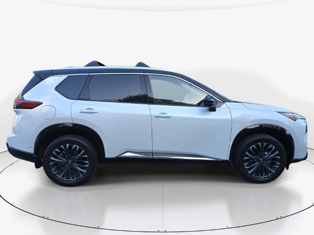 Used 2026 Nissan Rogue Platinum w/ Platinum Premium Package AWD/4WD image 4