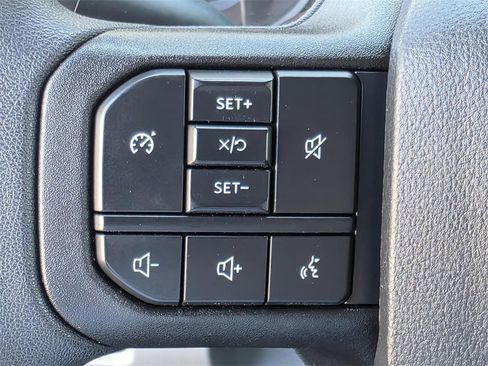 Used 2025 Ford F250 XLT image 25