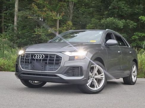 Used 2021 Audi Q8 Premium Plus AWD/4WD image 2