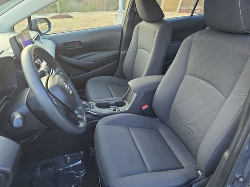 Used 2024 Toyota Corolla LE image 16