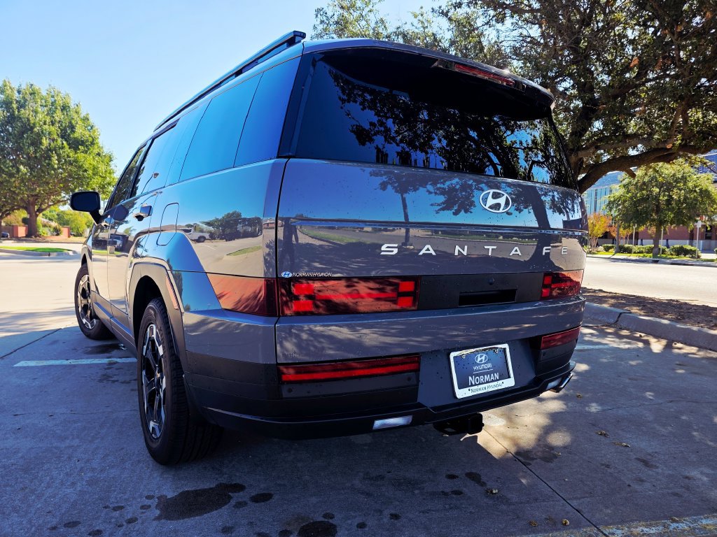 Certified 2025 Hyundai Santa Fe SEL FWD image 16