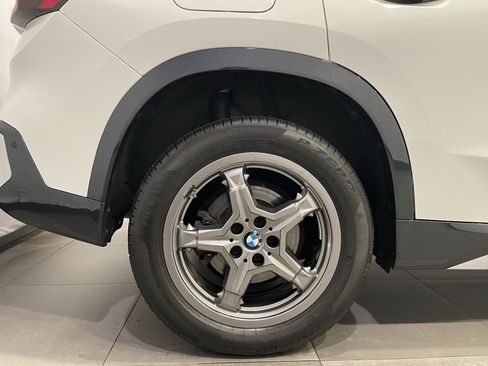 Used 2023 BMW X1 xDrive28i w/ Convenience Package AWD/4WD image 9