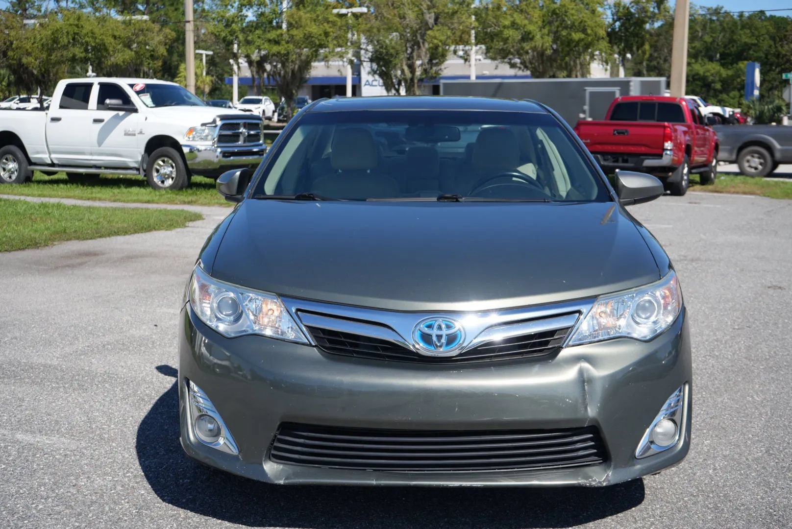 Used 2012 Toyota Camry XLE w/ Convenience Pkg FWD image 5