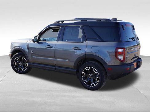 Certified 2025 Ford Bronco Sport Outer Banks w/ Outer Banks Tech Package+ AWD/4WD image 8