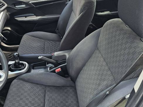 Used 2017 Honda Fit LX image 12
