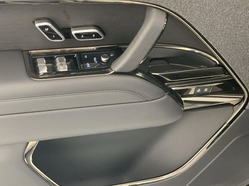 Certified 2023 Land Rover Range Rover Sport SE Dynamic image 23