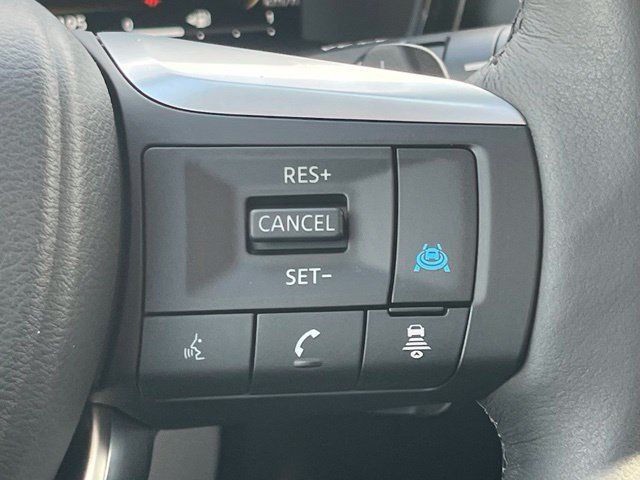 Certified 2027 INFINITI QX60 Luxe w/ Cargo Package FWD image 12