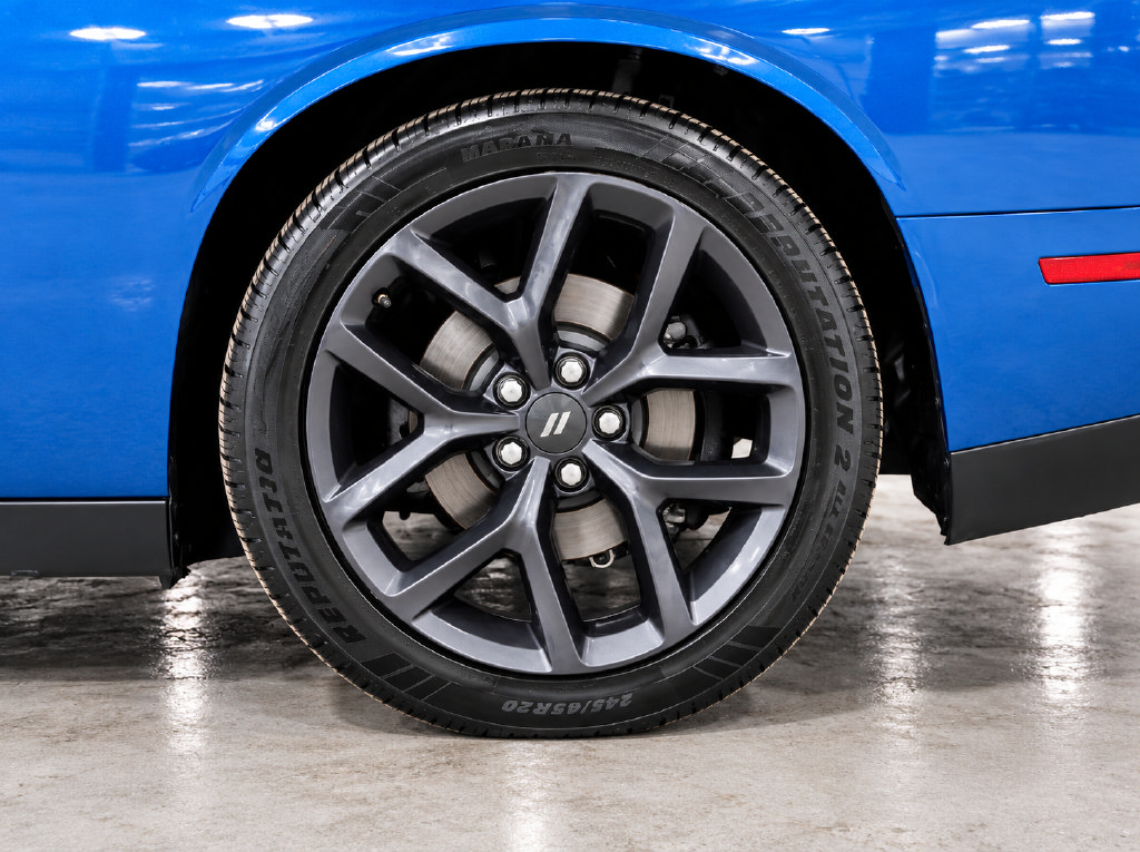 Used 2020 Dodge Challenger R/T w/ Blacktop Package RWD image 10