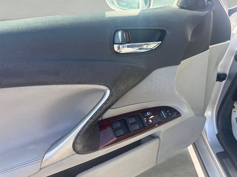 Used 2007 Lexus IS 350 RWD image 13