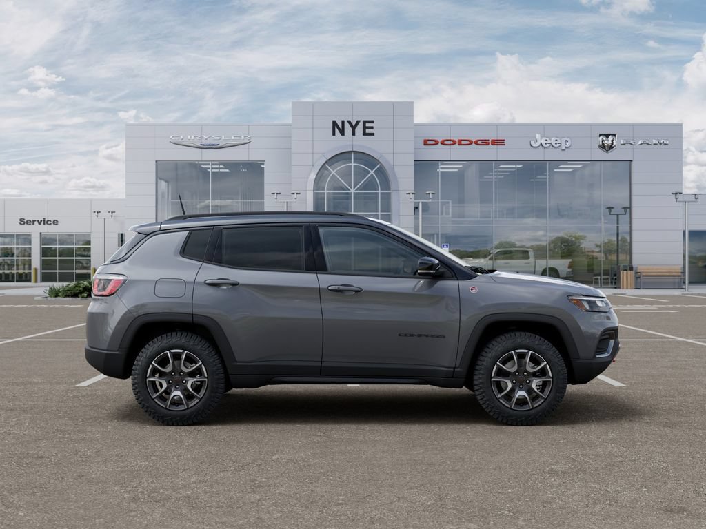 New 2026 Jeep Compass Trailhawk w/ Sun, Sound & Navigation Group AWD/4WD image 21