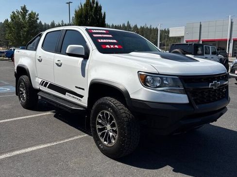 Used 2020 Chevrolet Colorado ZR2 AWD/4WD image 3