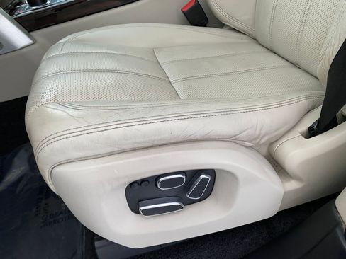 Used 2014 Land Rover Range Rover Supercharged image 12