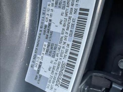 Used 2025 MAZDA MAZDA3 s image 23