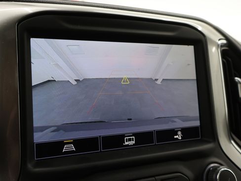 Used 2021 Chevrolet Silverado 1500 LTZ w/ LTZ Premium Package image 17